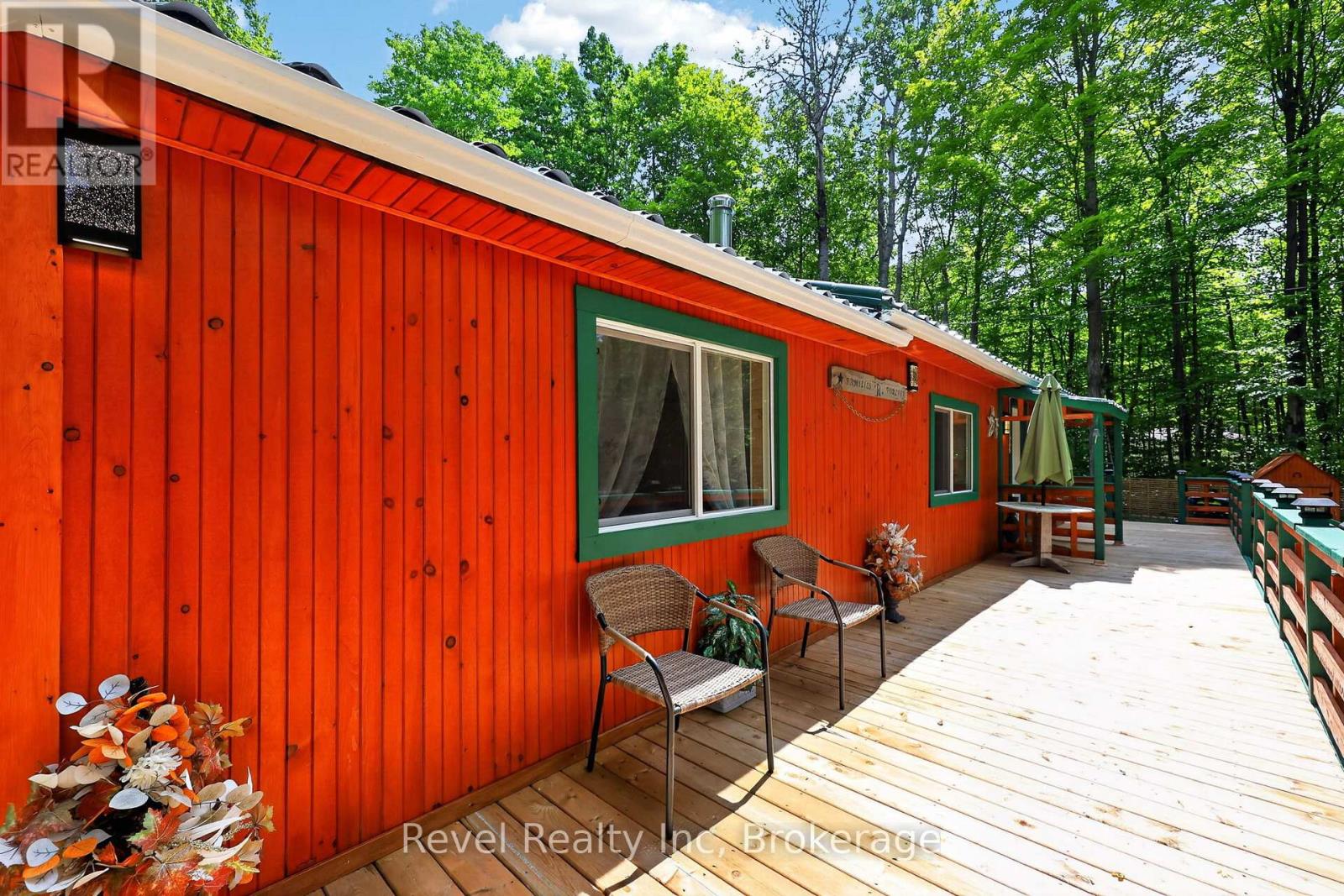 49 WOLFE TRAIL - 16