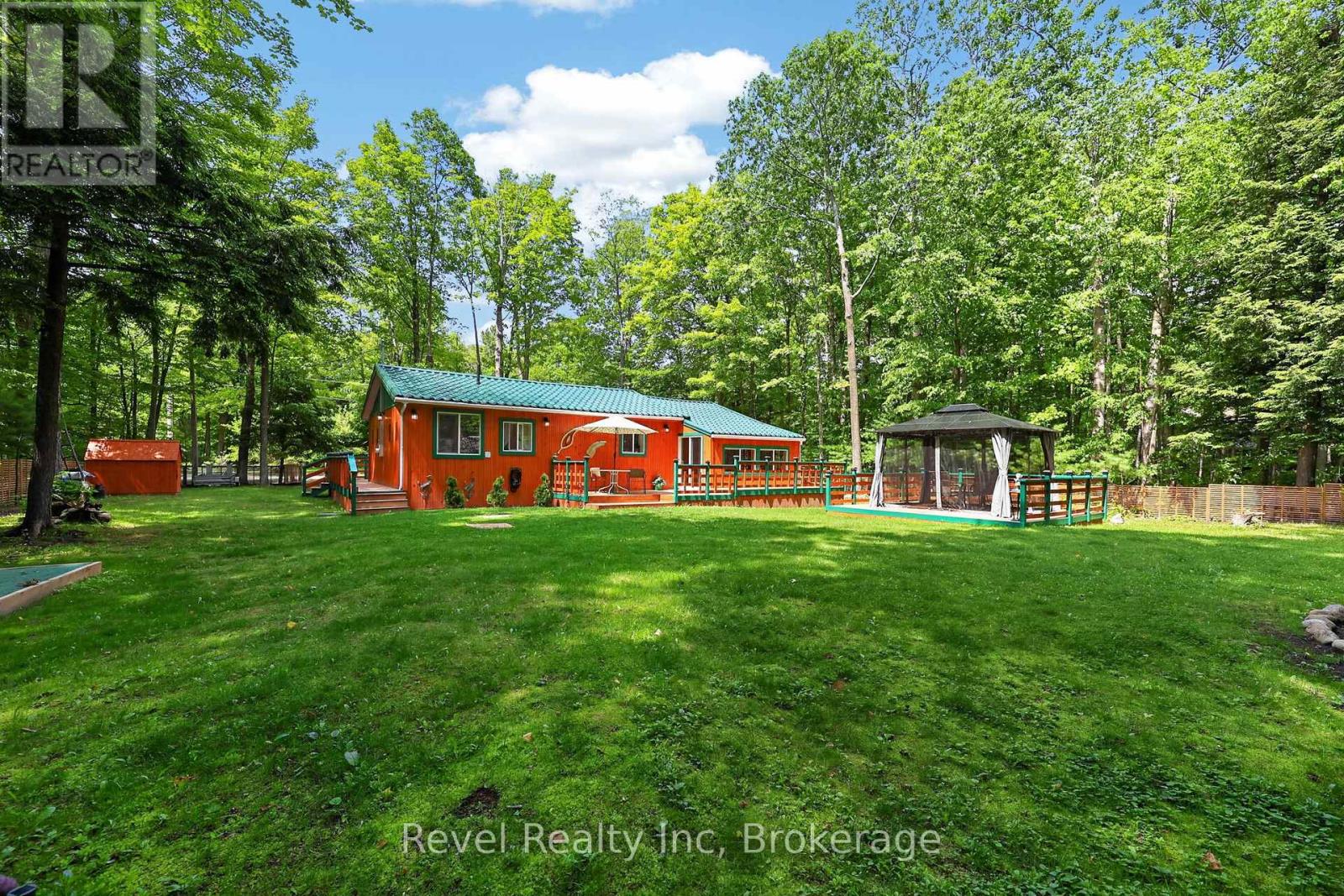 49 WOLFE TRAIL - 20