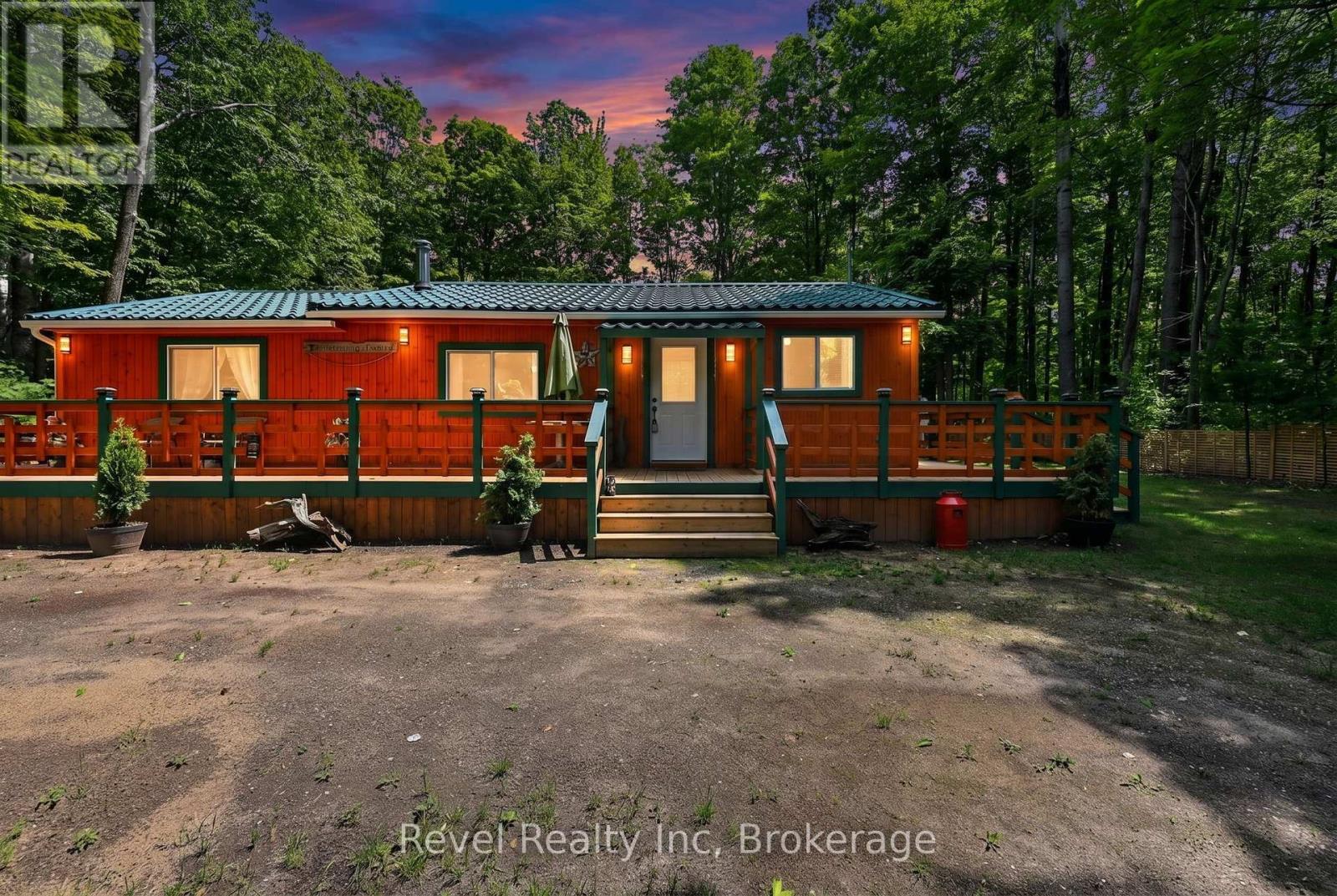 49 WOLFE TRAIL - 26