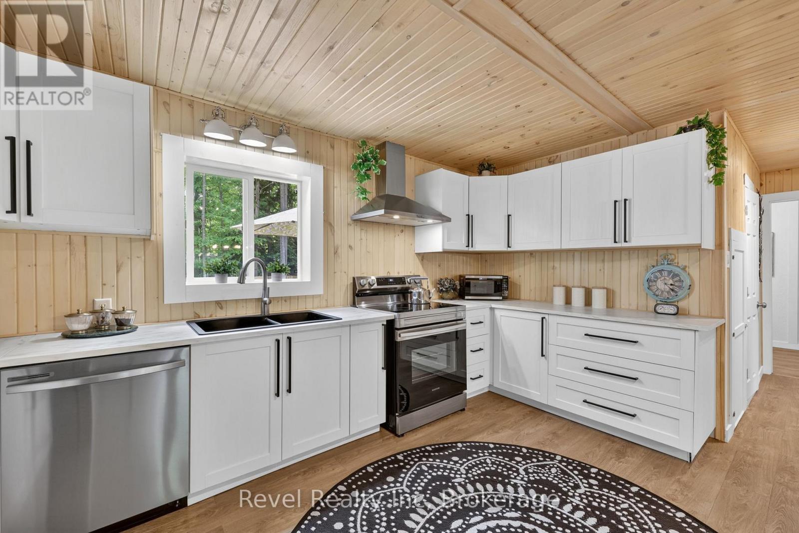 49 WOLFE TRAIL - 8