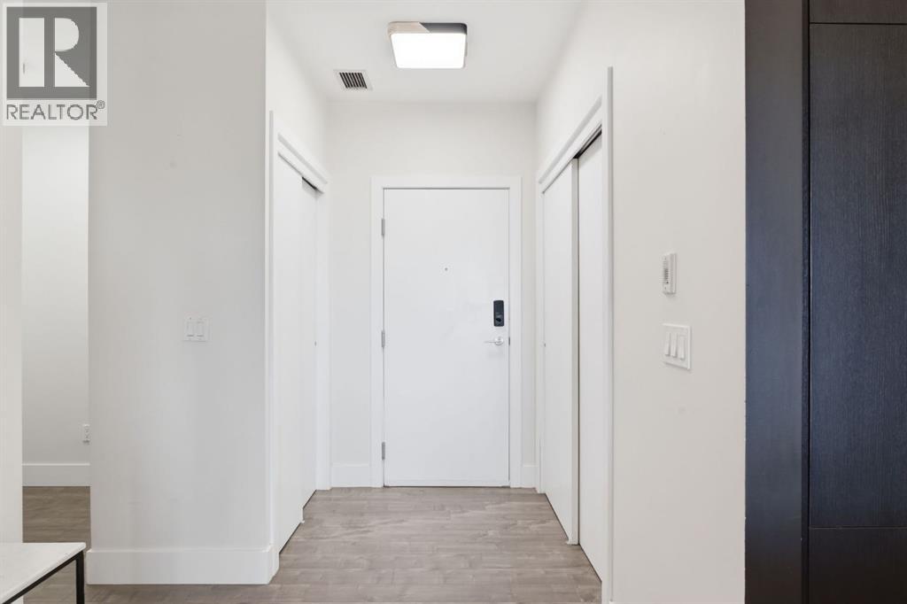 #503 2505 17 Avenue SW - 4
