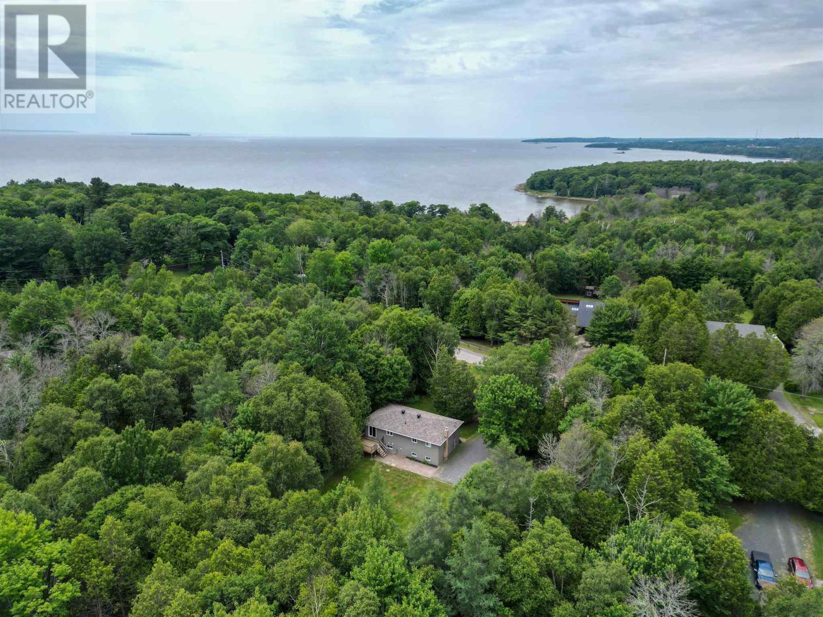 9 Marine DR - 38