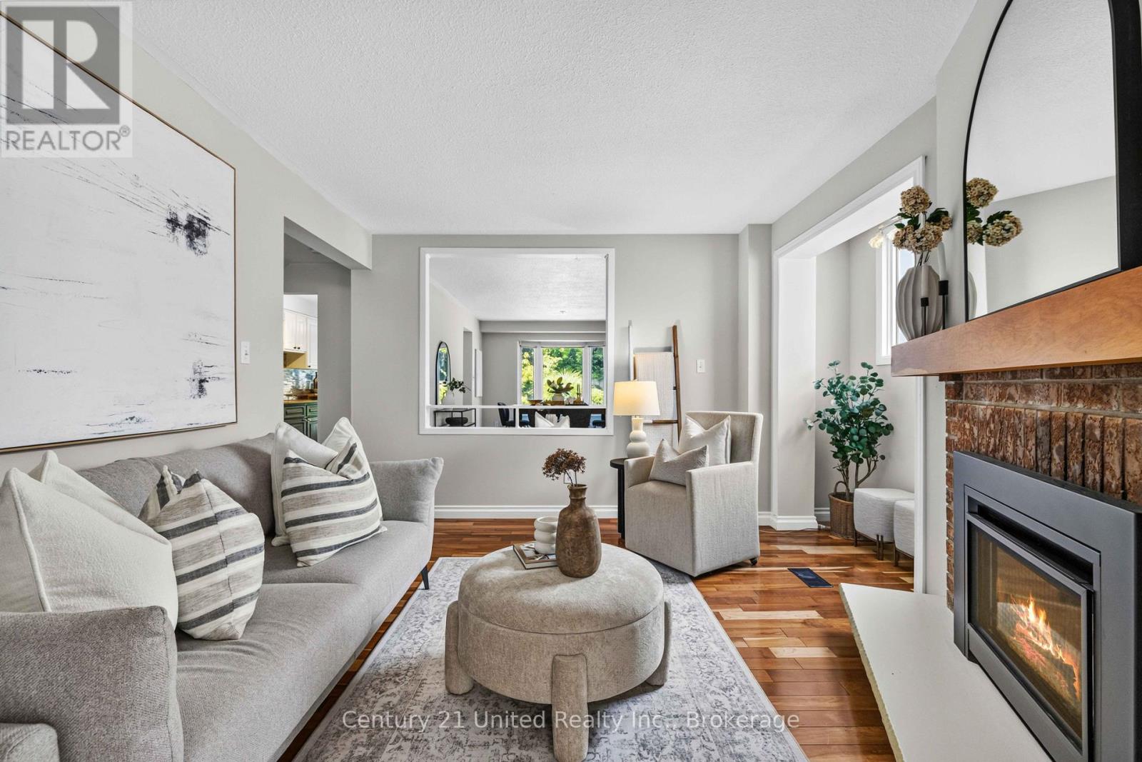 518 REYNOLDS STREET - 13