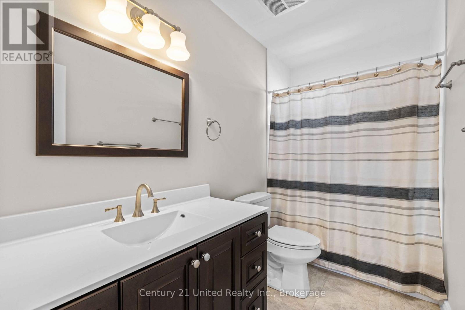 518 REYNOLDS STREET - 21