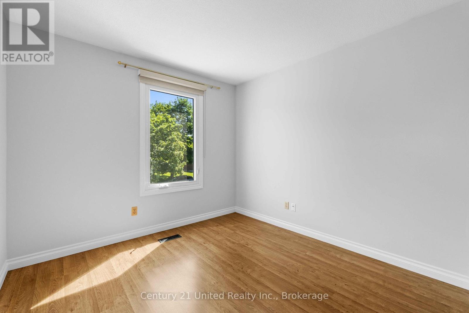 518 REYNOLDS STREET - 25