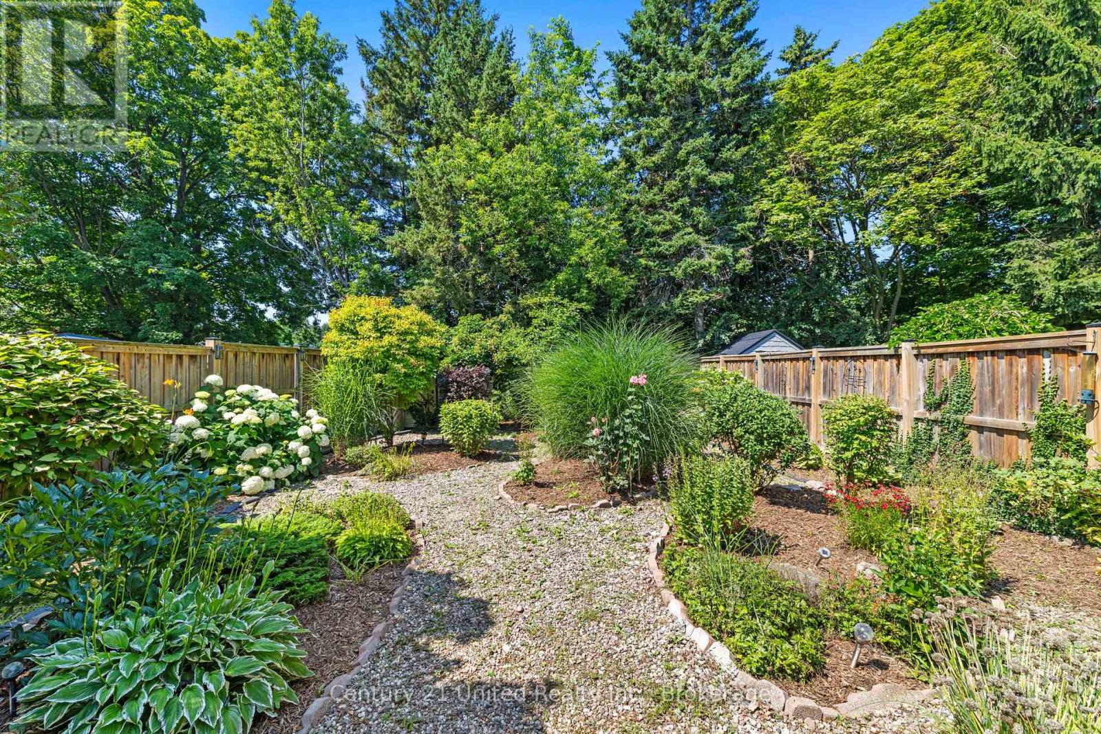 518 REYNOLDS STREET - 31