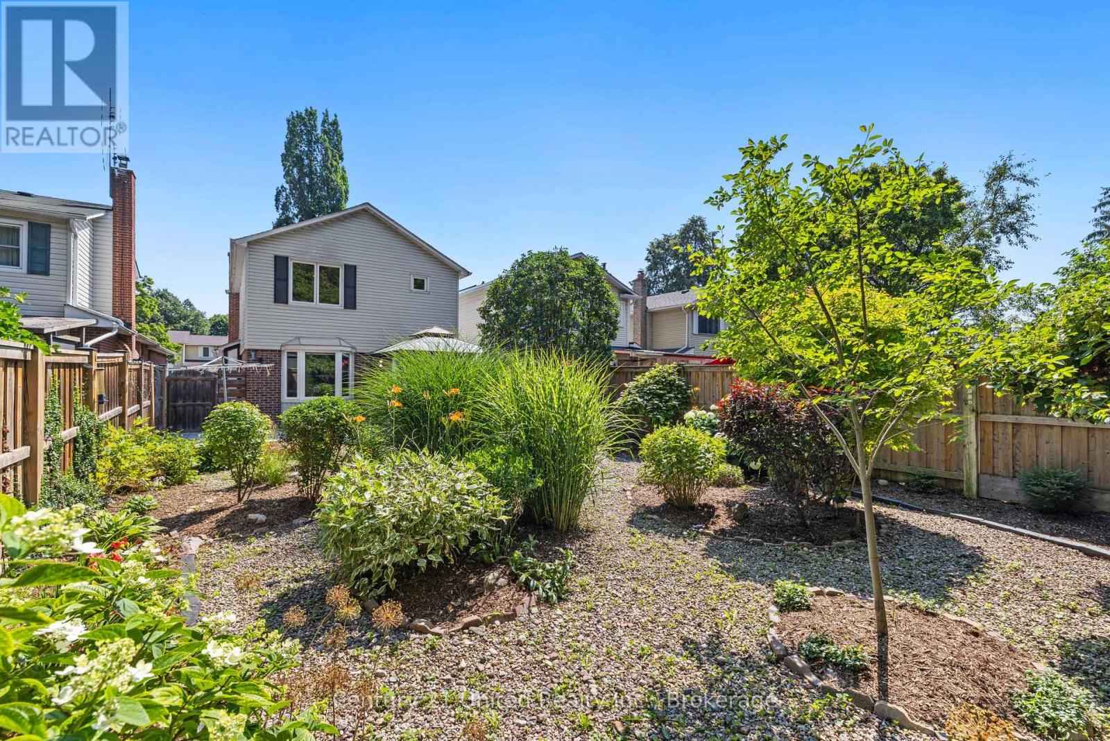 518 REYNOLDS STREET - 32