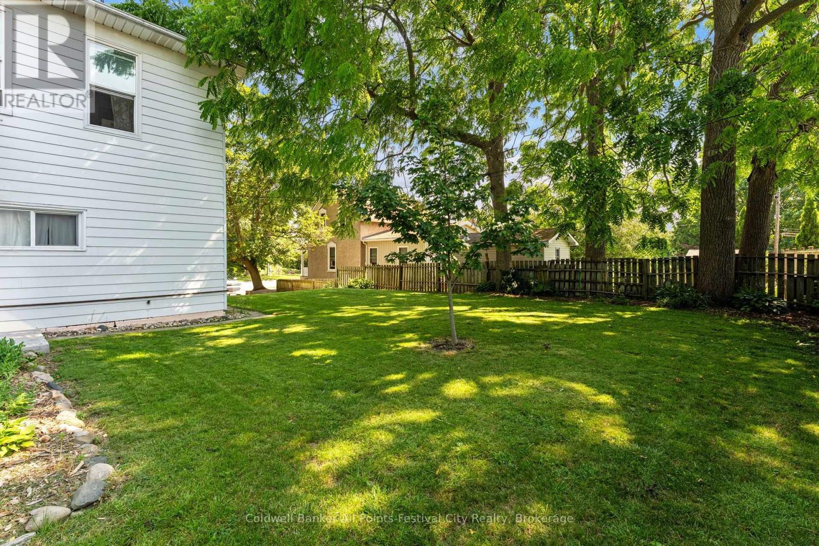 47 ELGIN AVENUE W - 7