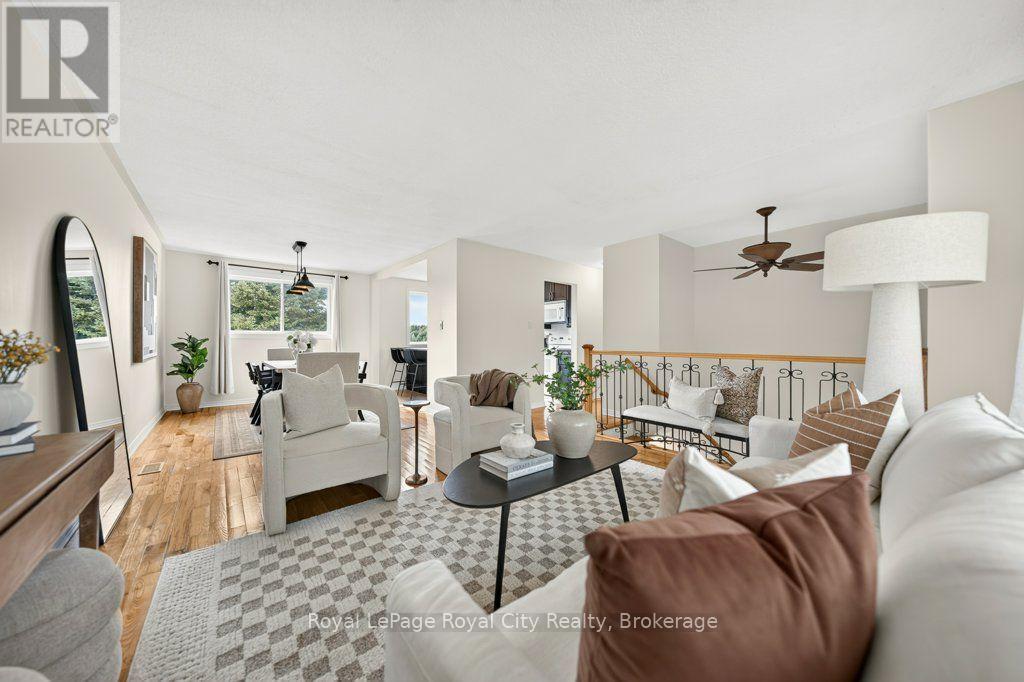 18 SPRINGDALE BOULEVARD - Image 9