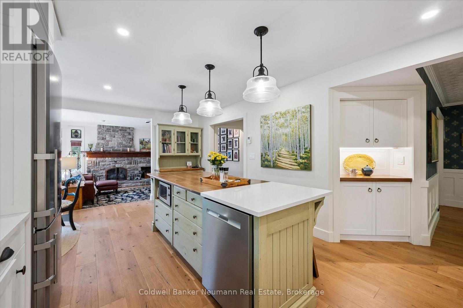 35 MONTICELLO CRESCENT - 10