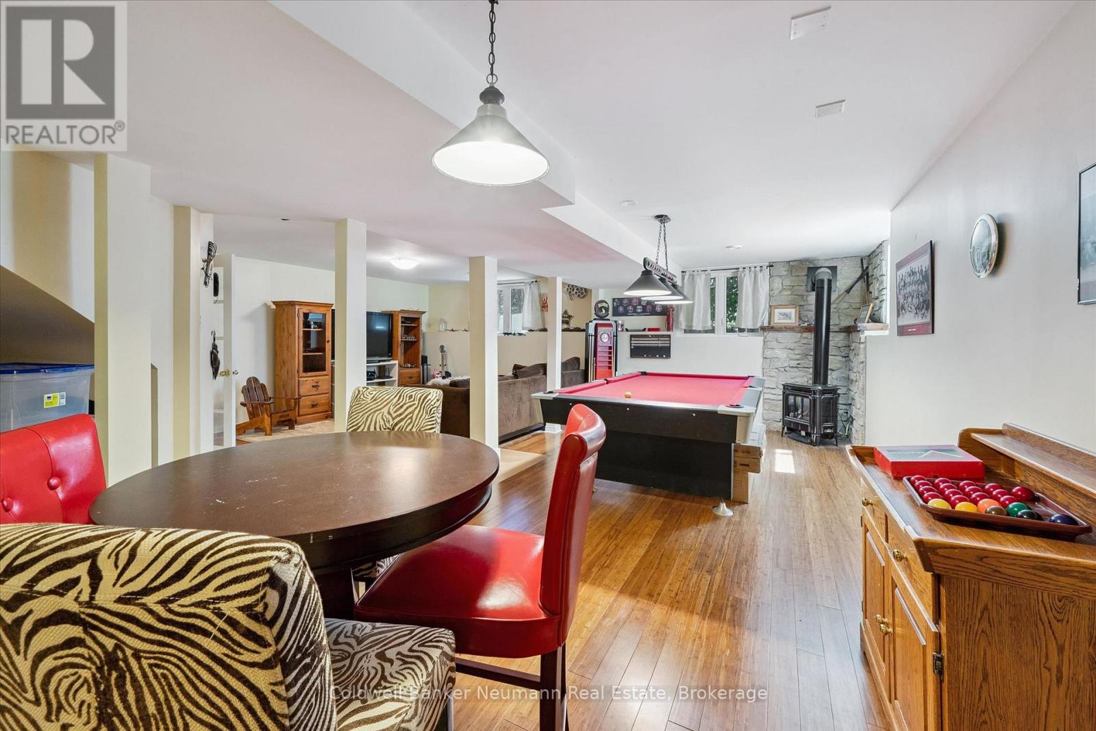 35 MONTICELLO CRESCENT - 35