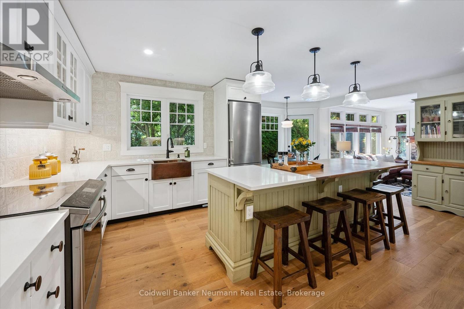 35 MONTICELLO CRESCENT - 8