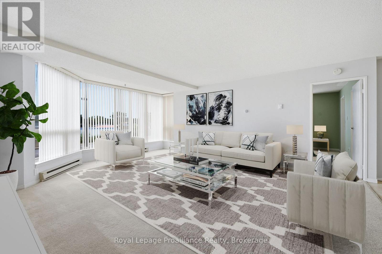 #302 344 FRONT STREET - 16