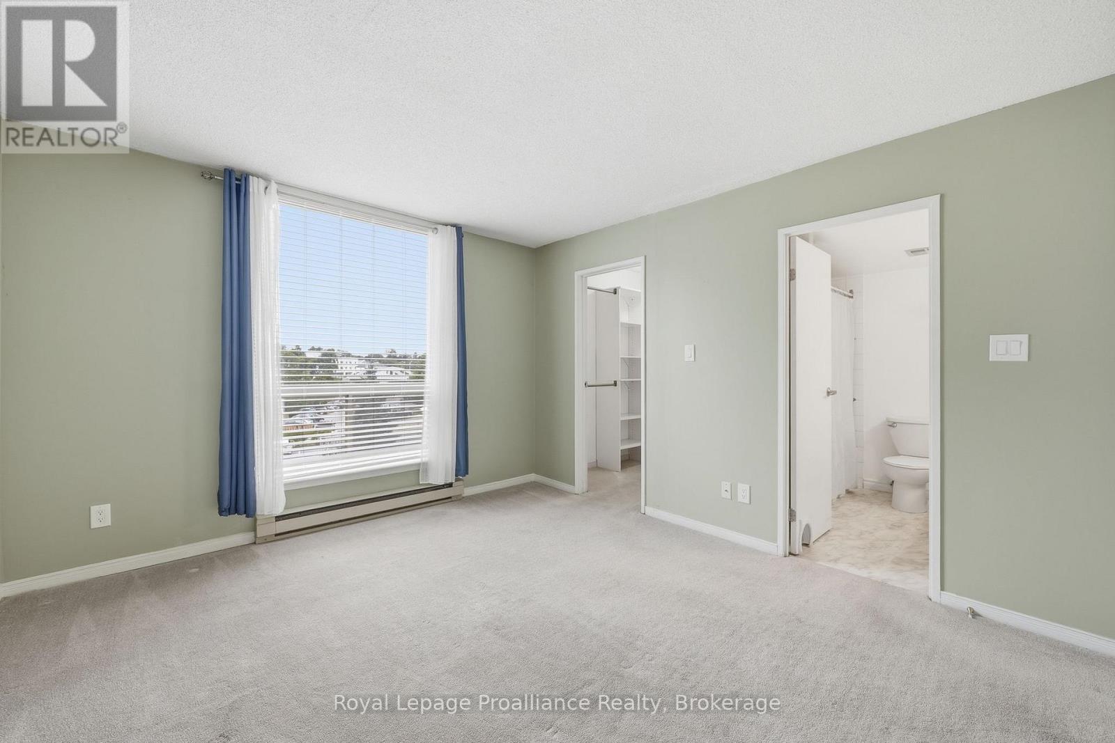 #302 344 FRONT STREET - 24