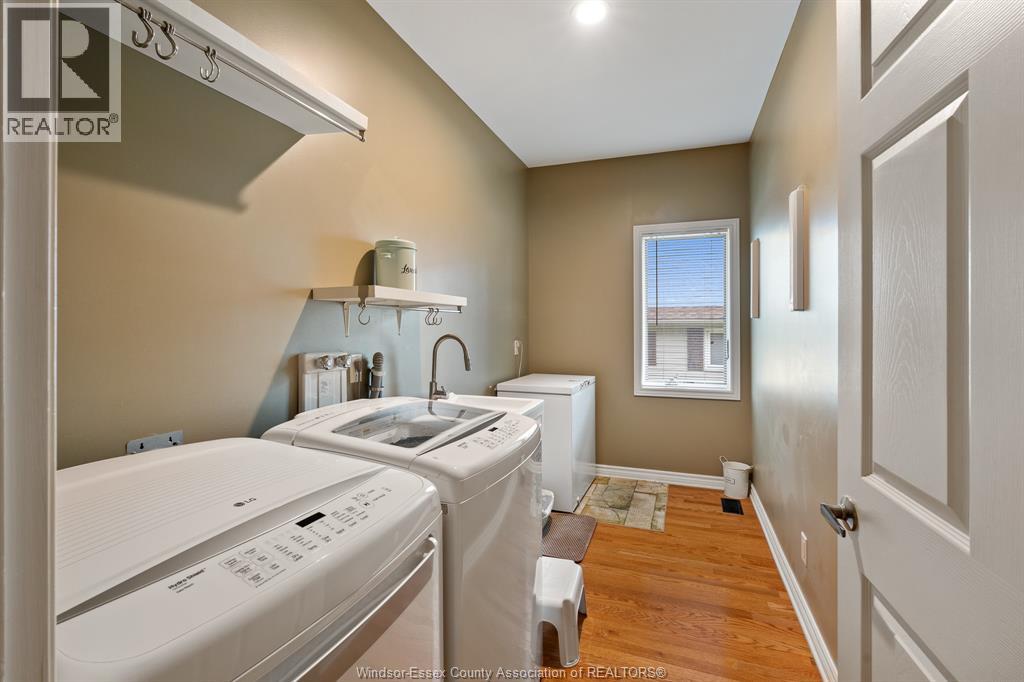 501 LAKE DRIVE - Image 25