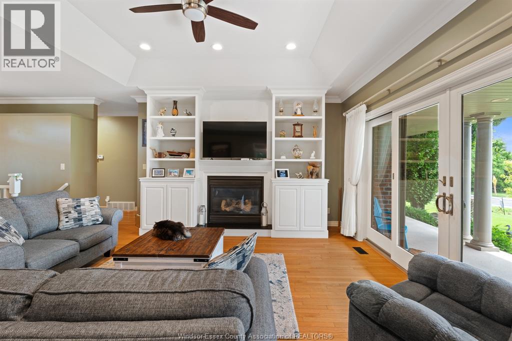 501 LAKE DRIVE - Image 10
