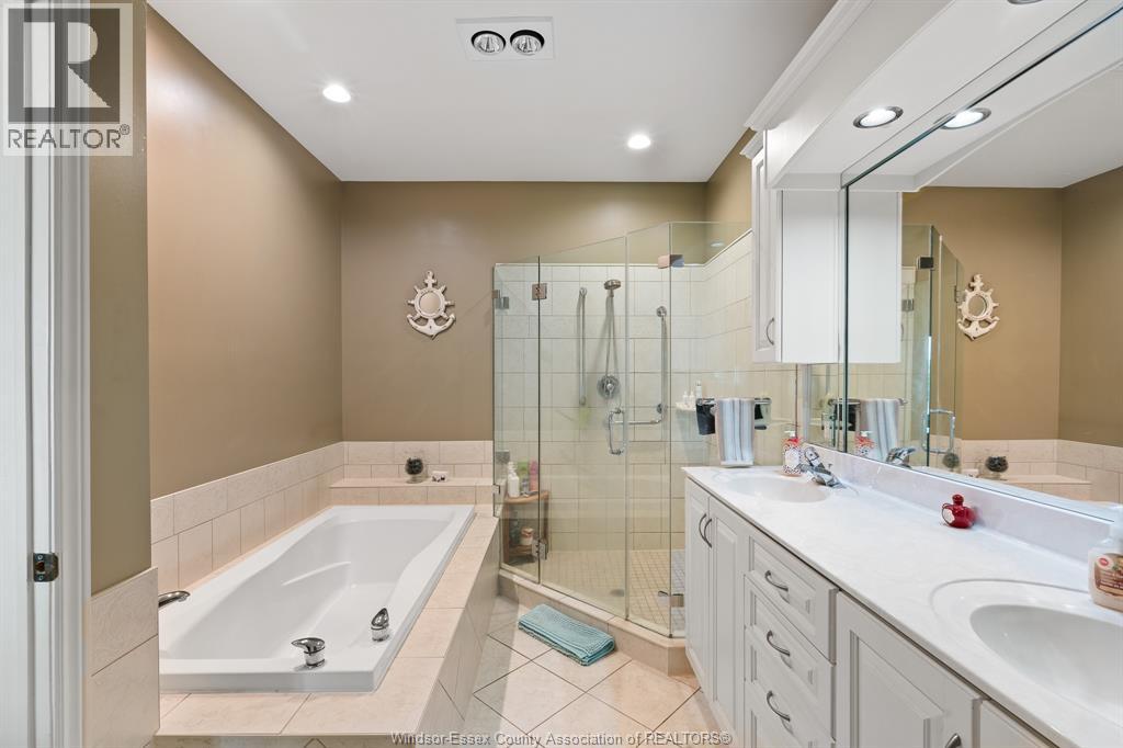 501 LAKE DRIVE - Image 20