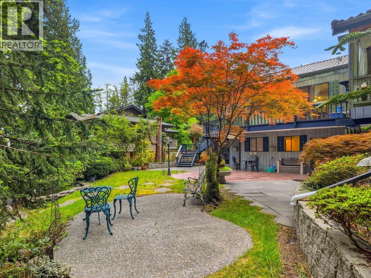 4786 ARMOUR COURT, North Vancouver