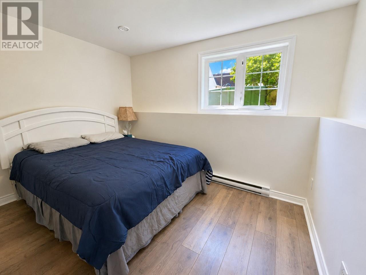 29 ADAMS Place - 25