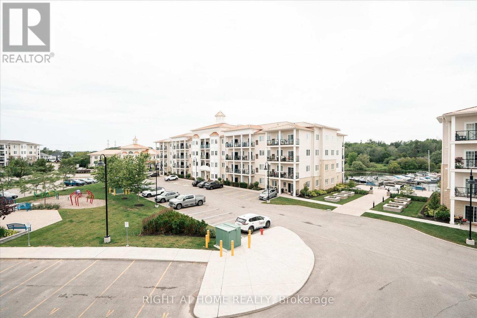 #321 50 LAKEBREEZE DRIVE - Image 30