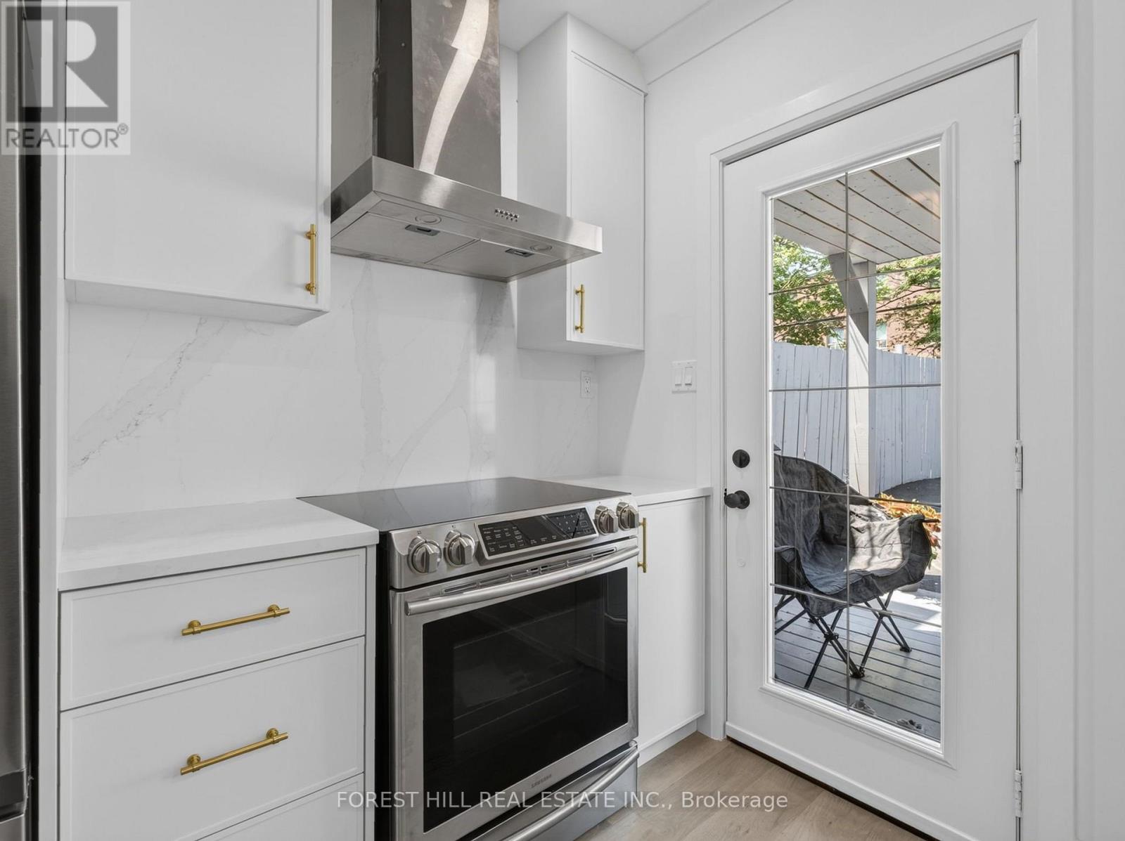 54 CHATHAM AVENUE - 10