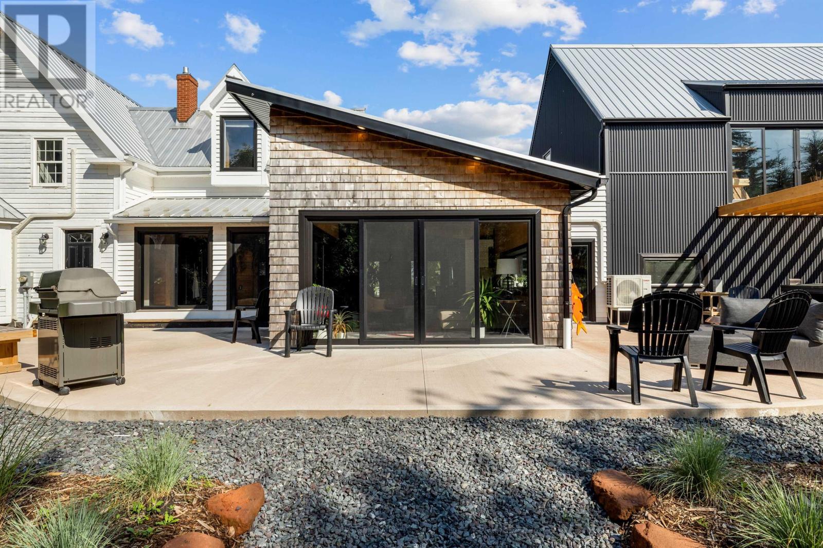 35 Richard Douglas Drive - Image 3