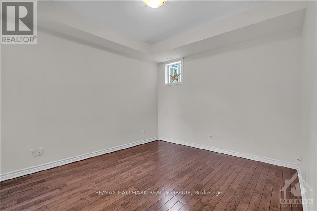 C – 326 EVEREST PRIVATE, Ottawa. Luxury613. By Peter Sagos - Image 15