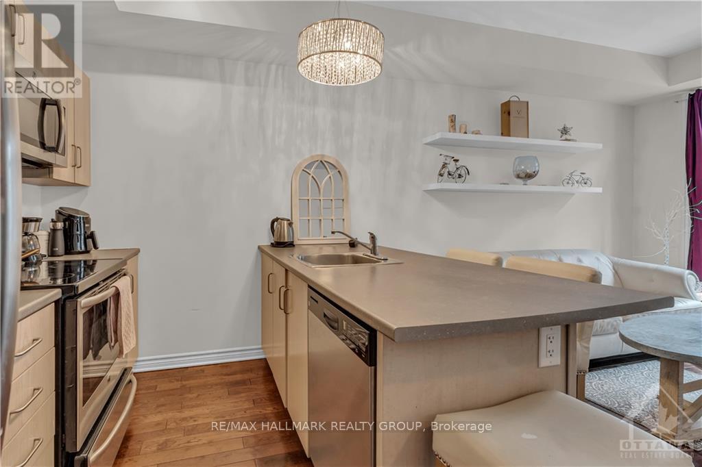 C – 326 EVEREST PRIVATE, Ottawa. Luxury613. By Peter Sagos - Image 7