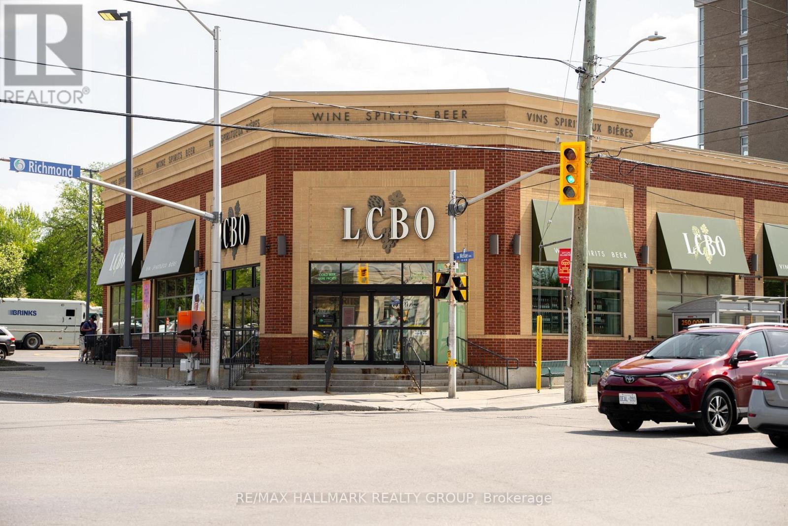#1401 485 RICHMOND ROAD - 42