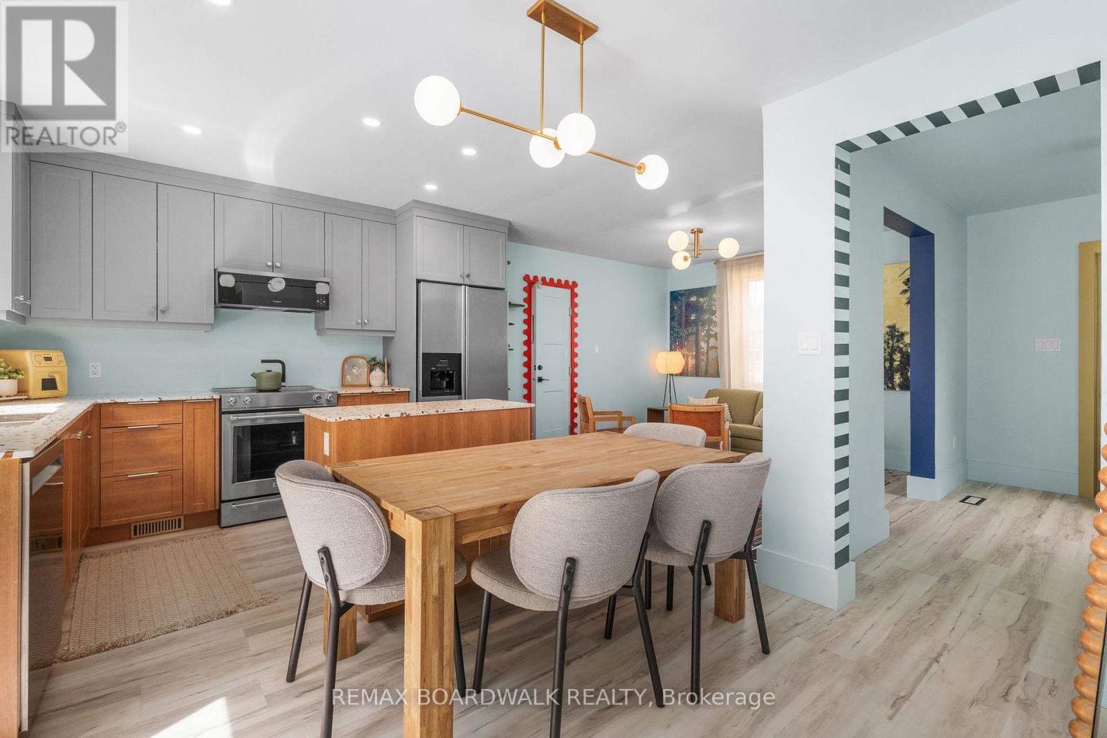 8 GRANT STREET - 9