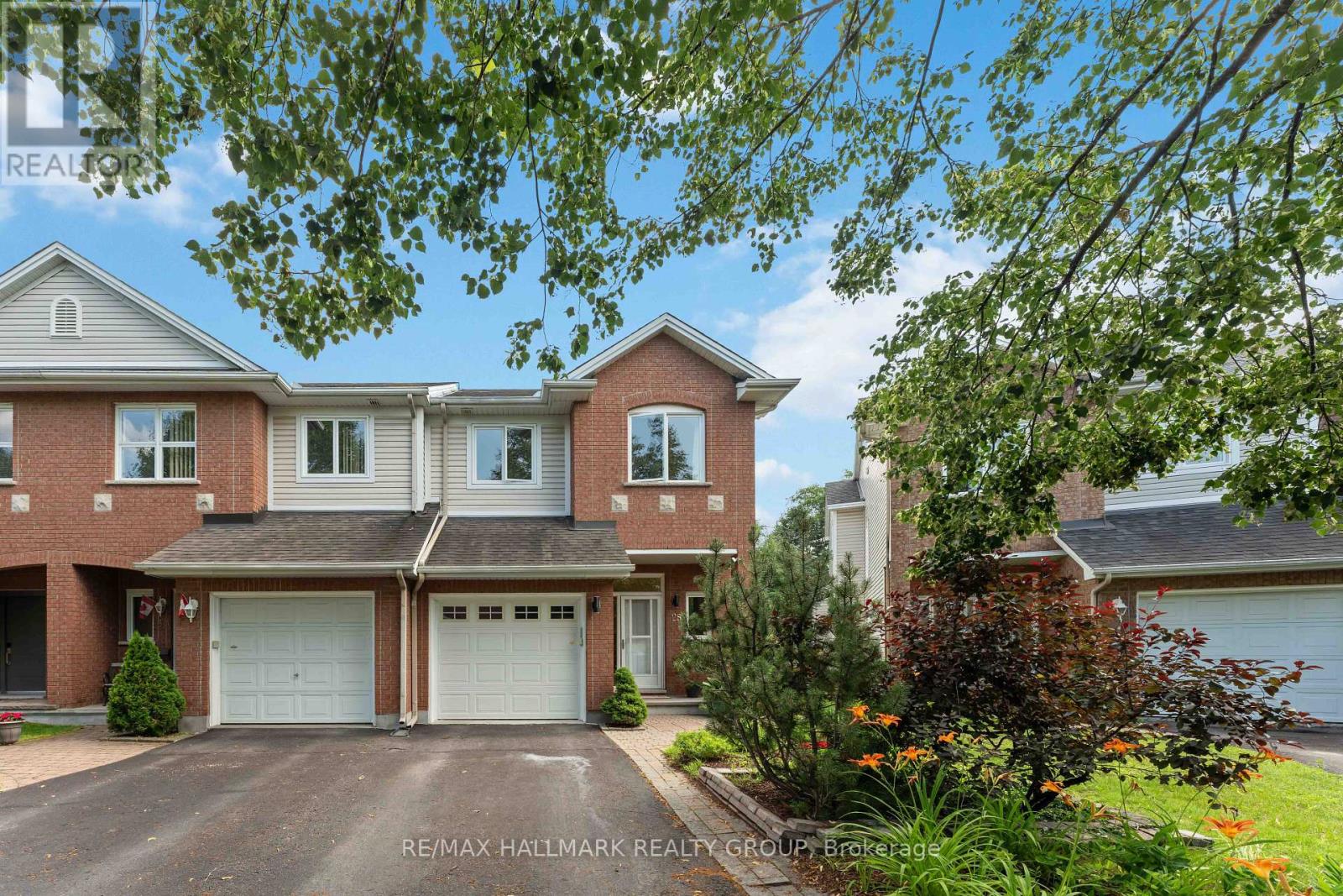 28 SONATA PLACE - 1