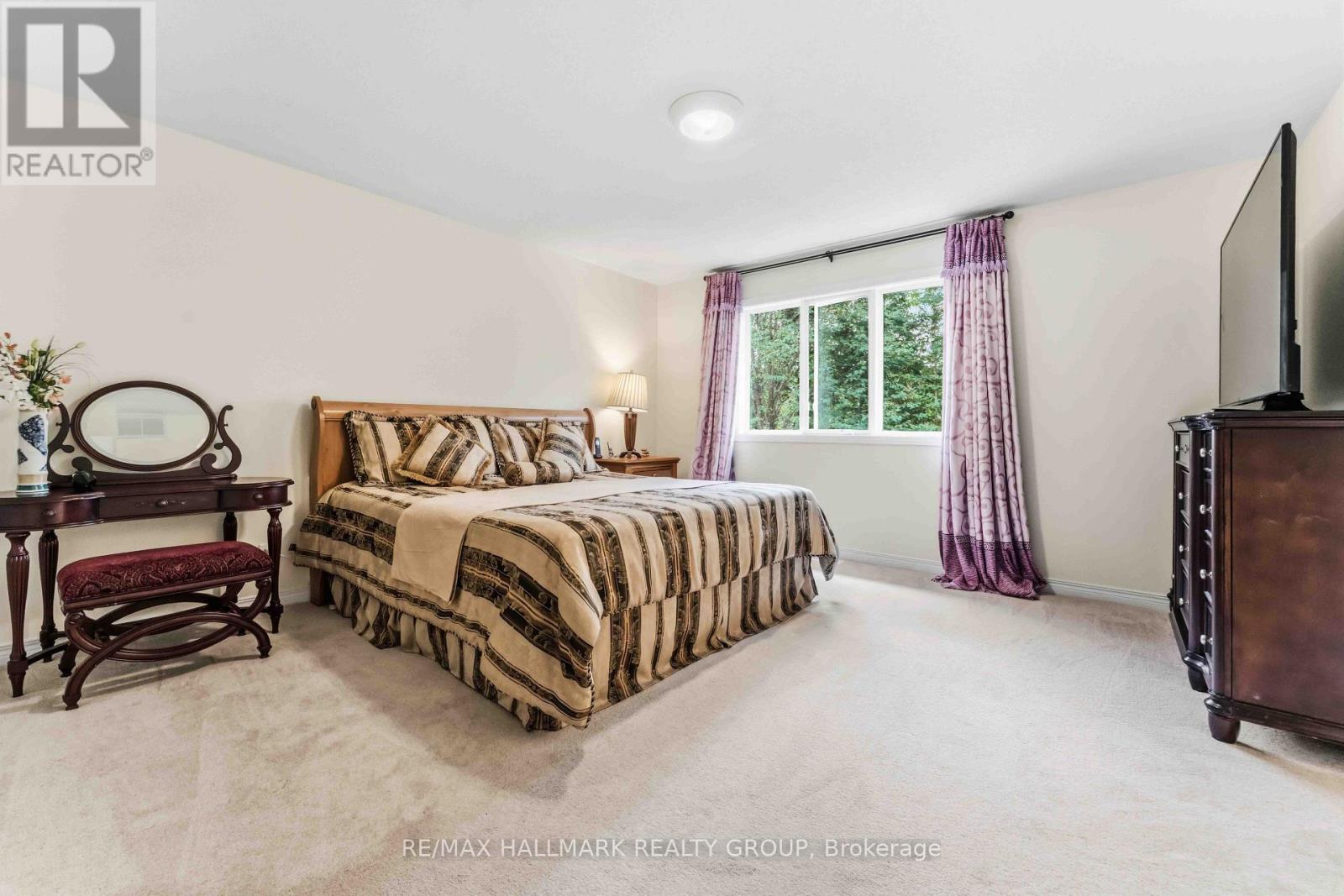 28 SONATA PLACE - 10