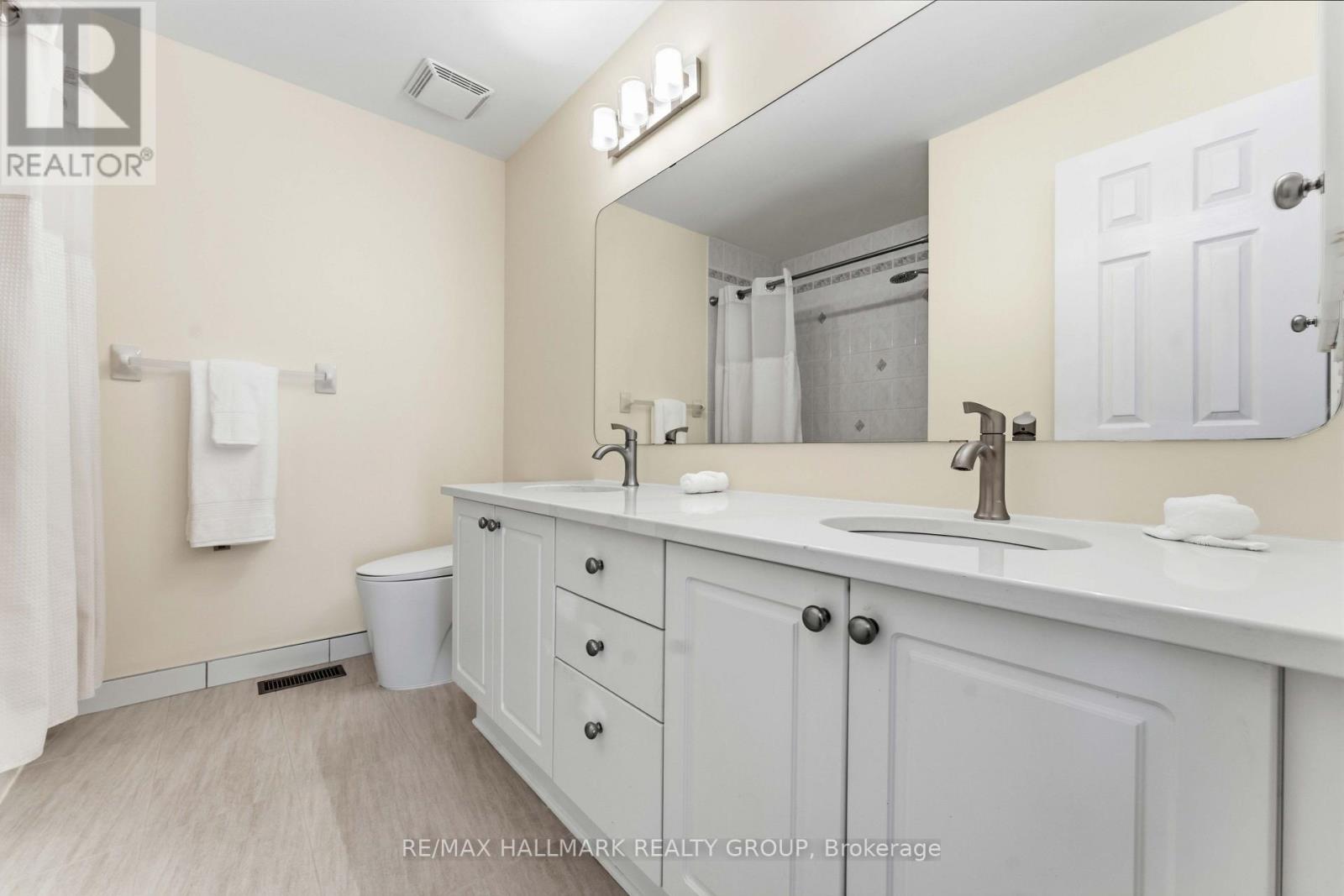 28 SONATA PLACE - 15