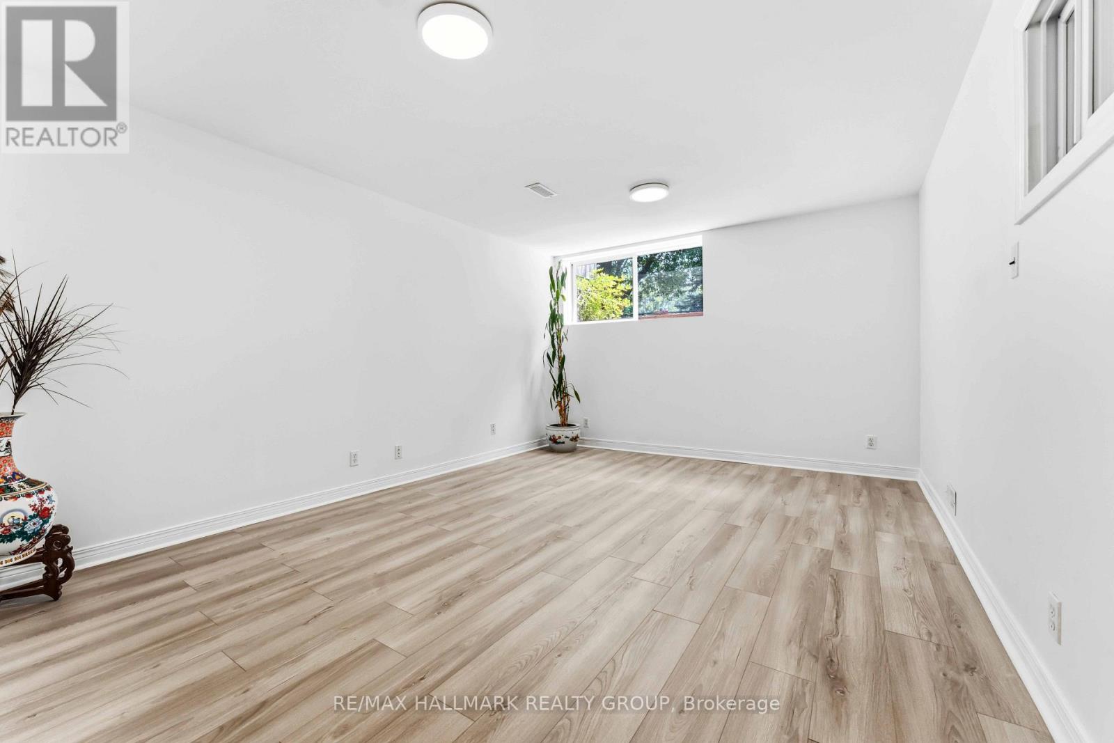 28 SONATA PLACE - 17