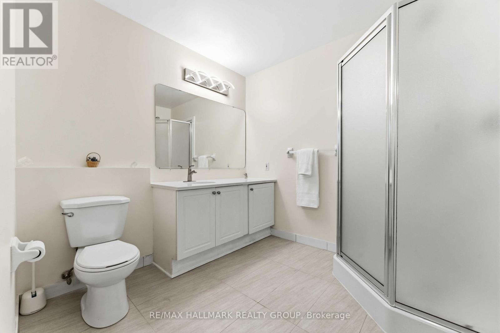 28 SONATA PLACE - 18
