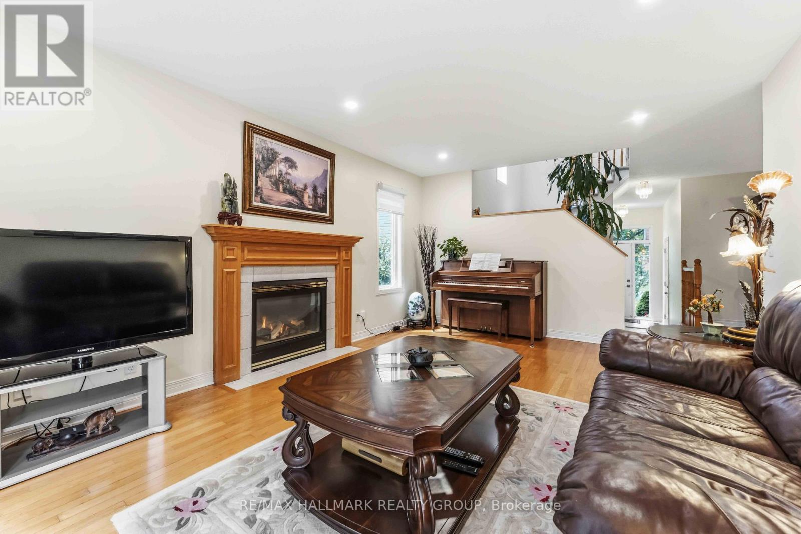 28 SONATA PLACE - 5