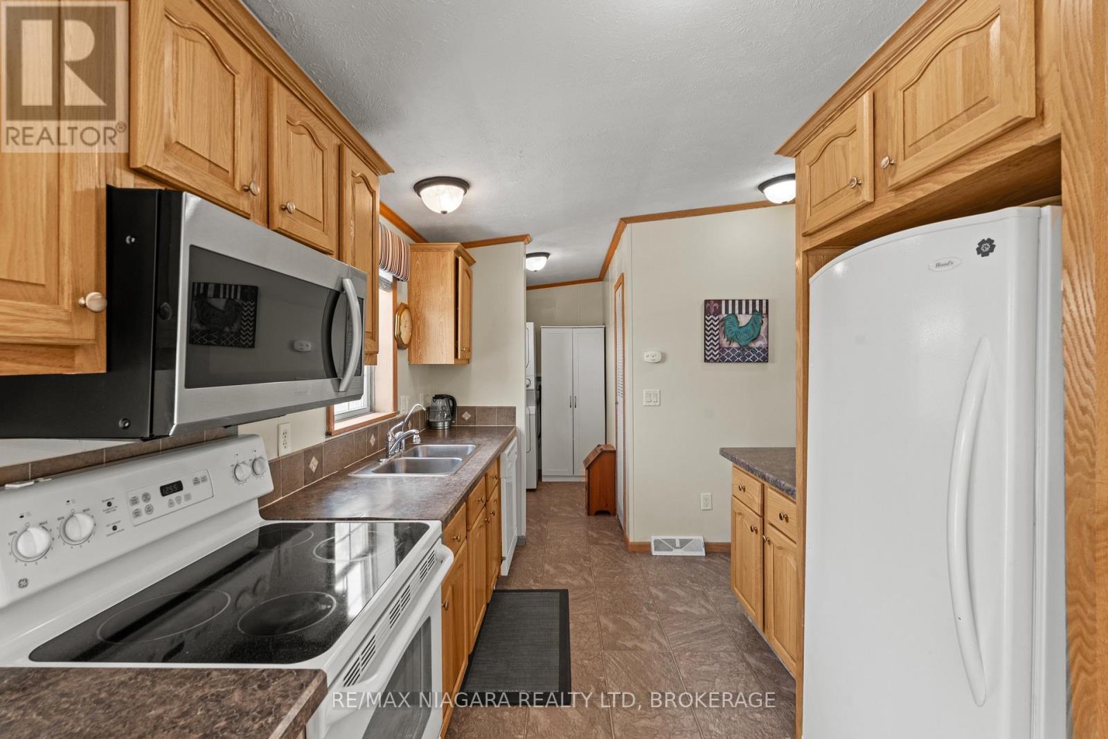 #195 3033 TOWNLINE ROAD - 15