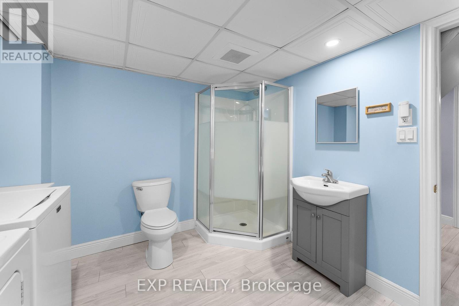 39 MCDONALD AVENUE - Image 24