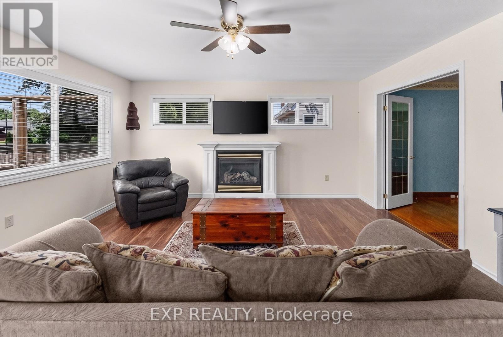 39 MCDONALD AVENUE - Image 6