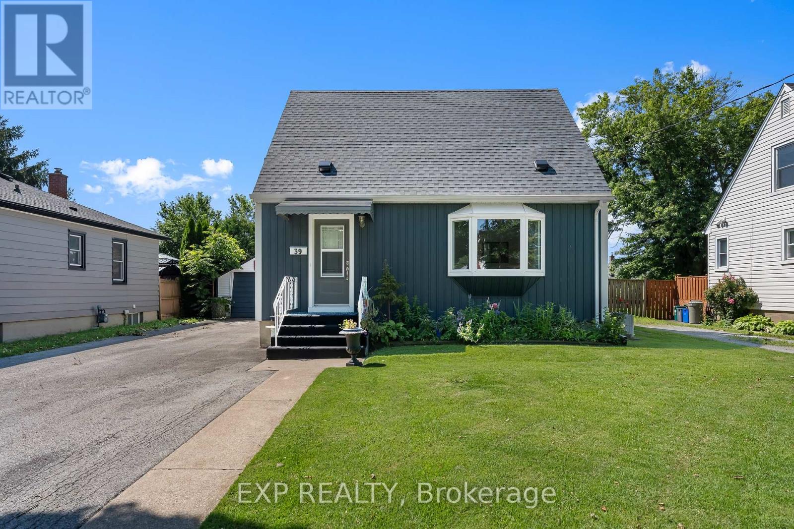 39 MCDONALD AVENUE - Image 8