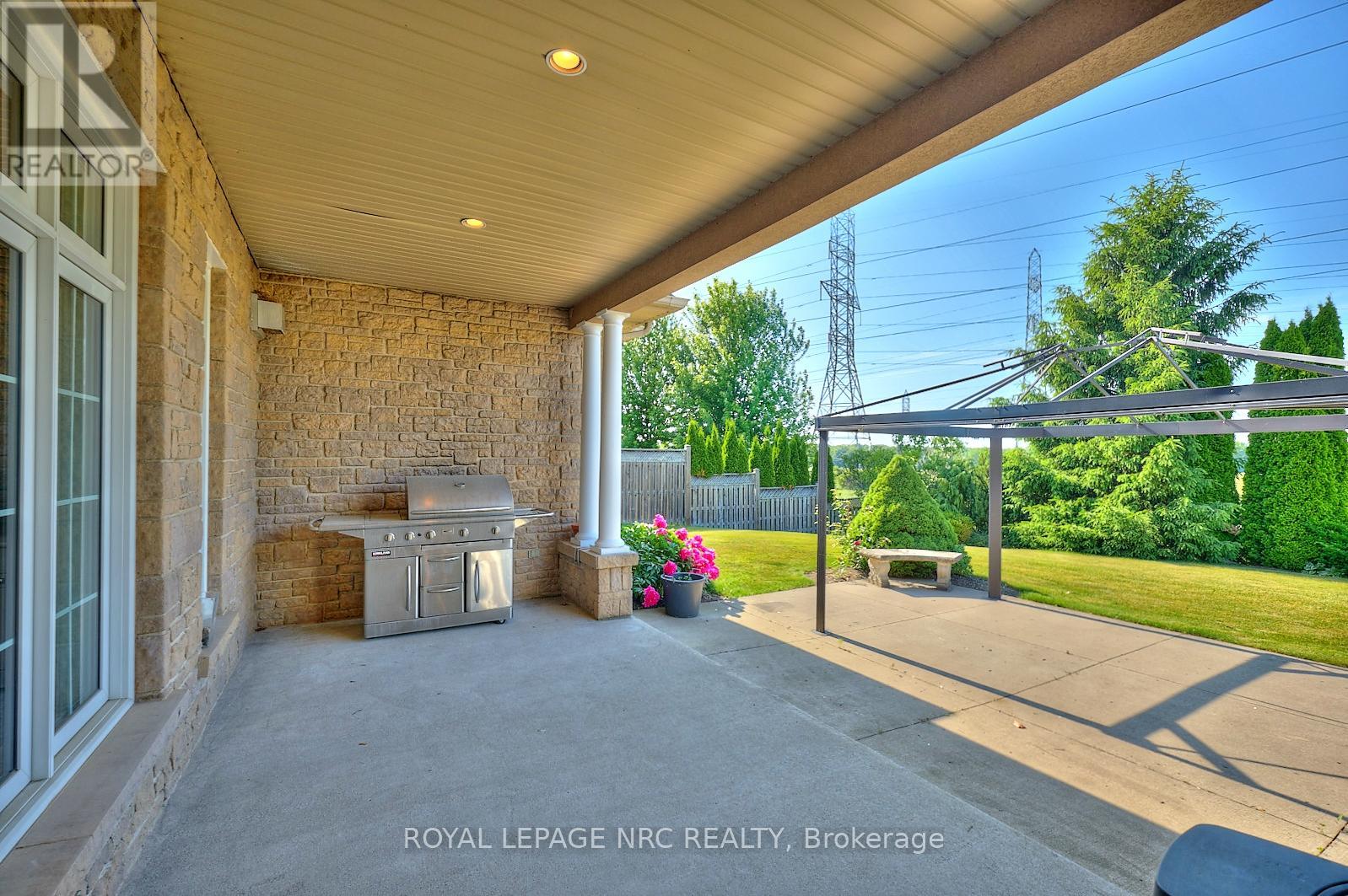 7995 CATHEDRAL DRIVE - Image 24