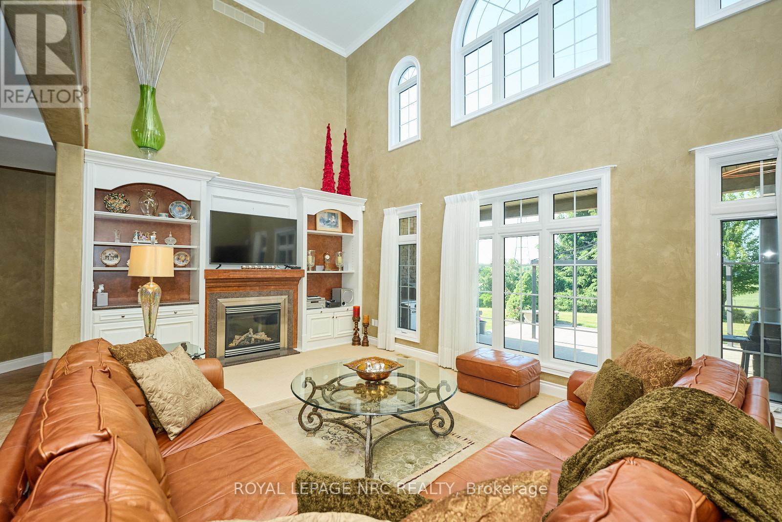 7995 CATHEDRAL DRIVE - Image 8