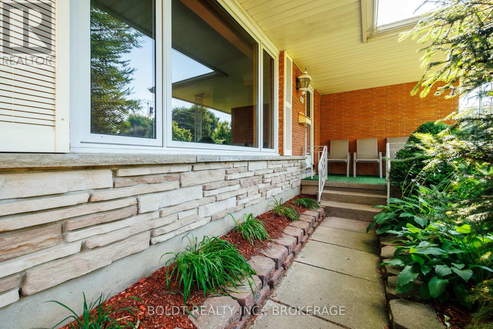 620 SCOTT STREET - Image 8