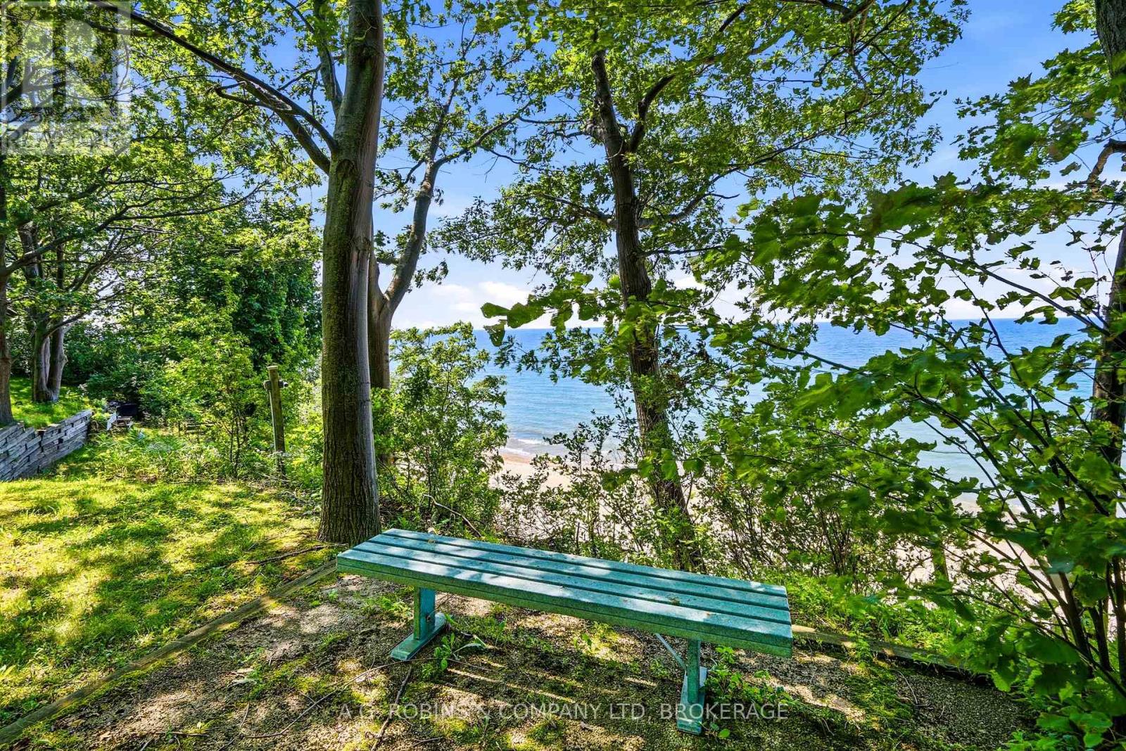 559 LAKESHORE ROAD E - 42