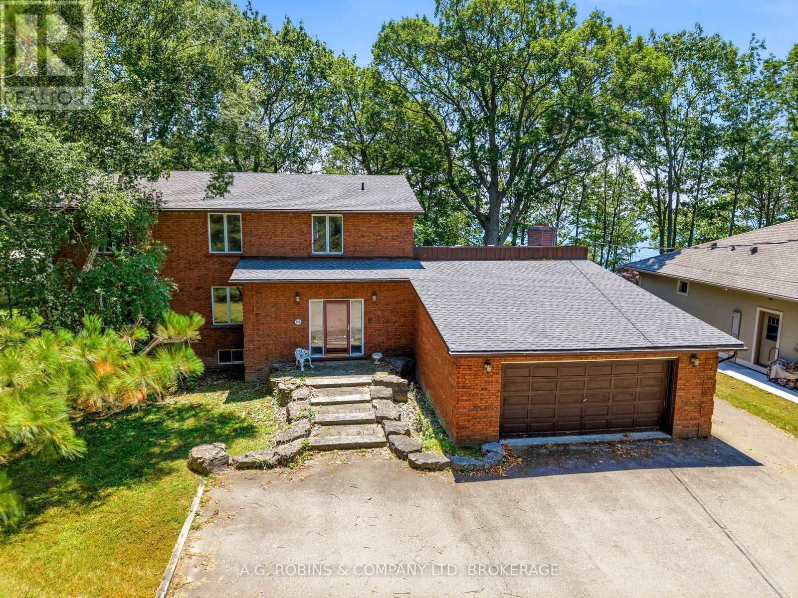 559 LAKESHORE ROAD E - 6