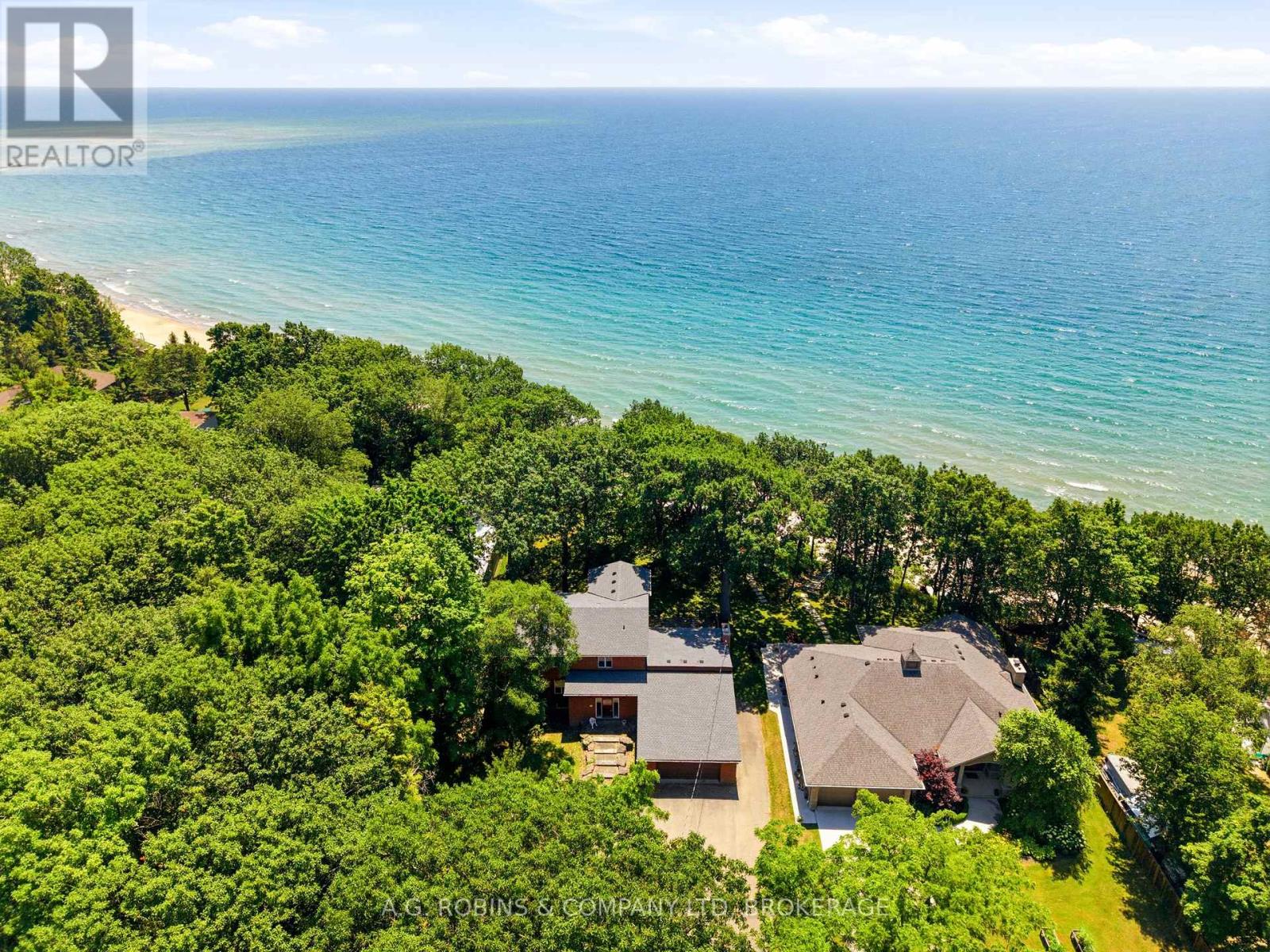 559 LAKESHORE ROAD E - 7