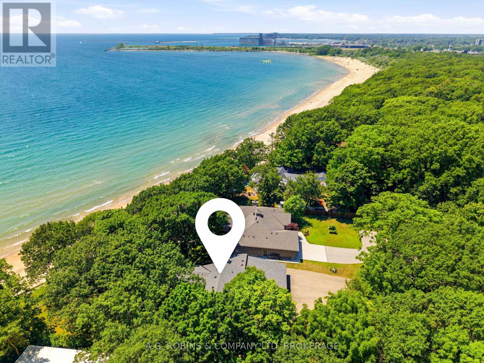 559 LAKESHORE ROAD E - 8