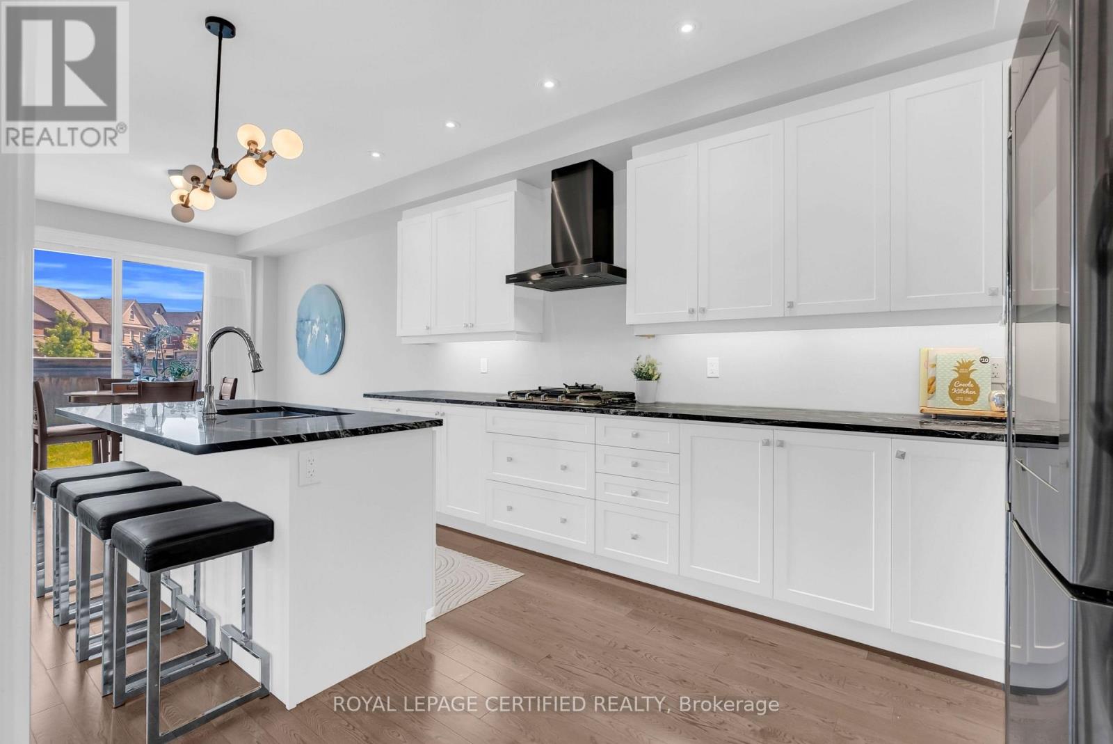 126 WALKER BOULEVARD - 15