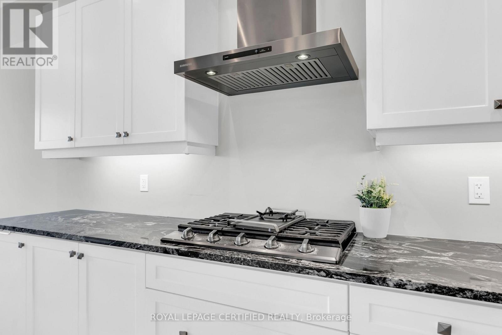 126 WALKER BOULEVARD - 16