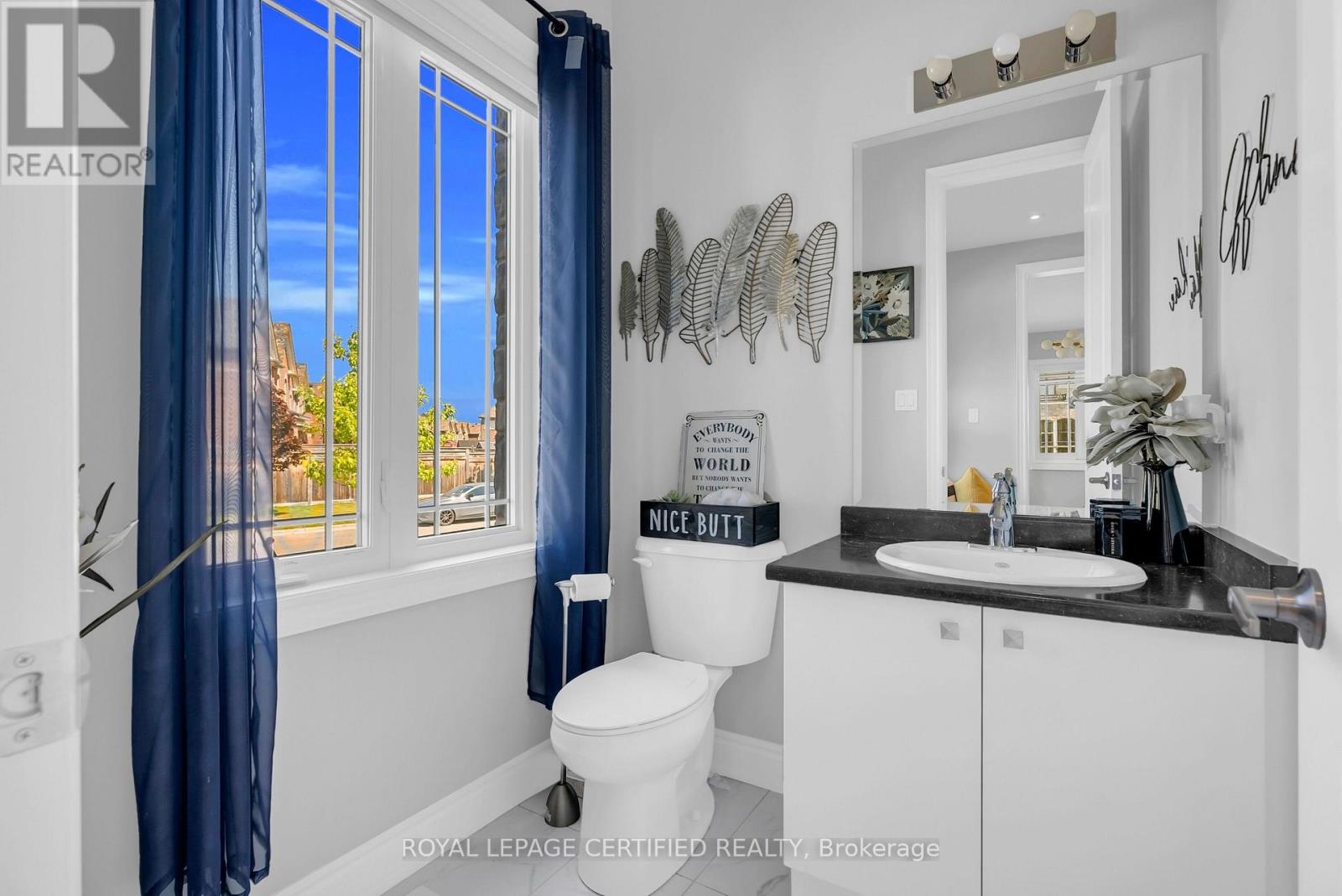 126 WALKER BOULEVARD - 20